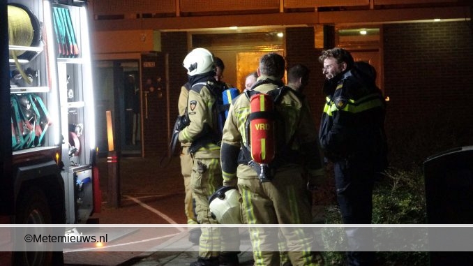WONINGBRAND DOOR VUURWERK IN MEPPEL2