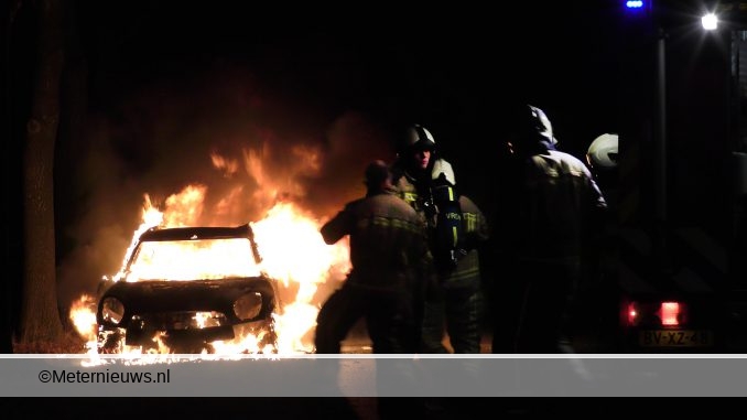 auto in lichter laaie in Loon2