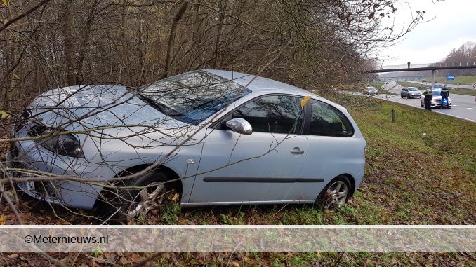 auto van de rondweg in emmen