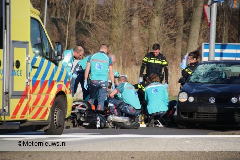 Scooterrijder ernstig gewond ongeval Groningen.