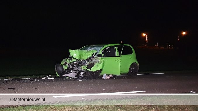 auto op militair voertuig hooghalen2