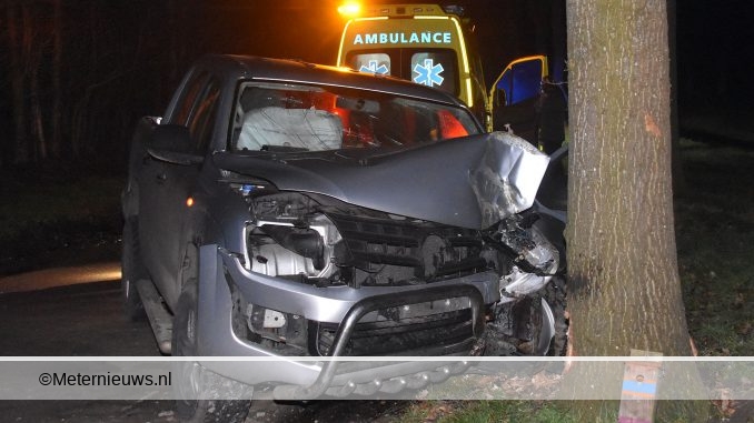 autotegenboommeppel6