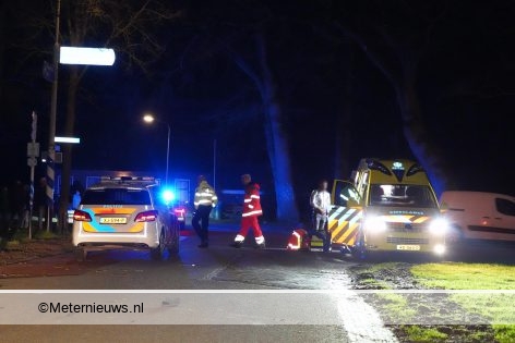 Twee gewonden na aanrijding Oosterhesselen. Twee gewonden na aanrijding Oosterhesselen.