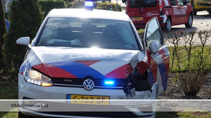 ZWARE SCHADE NIEUWE PLITIEWAGEN NA ONGEVAL IN KLOOSTERHAAR2