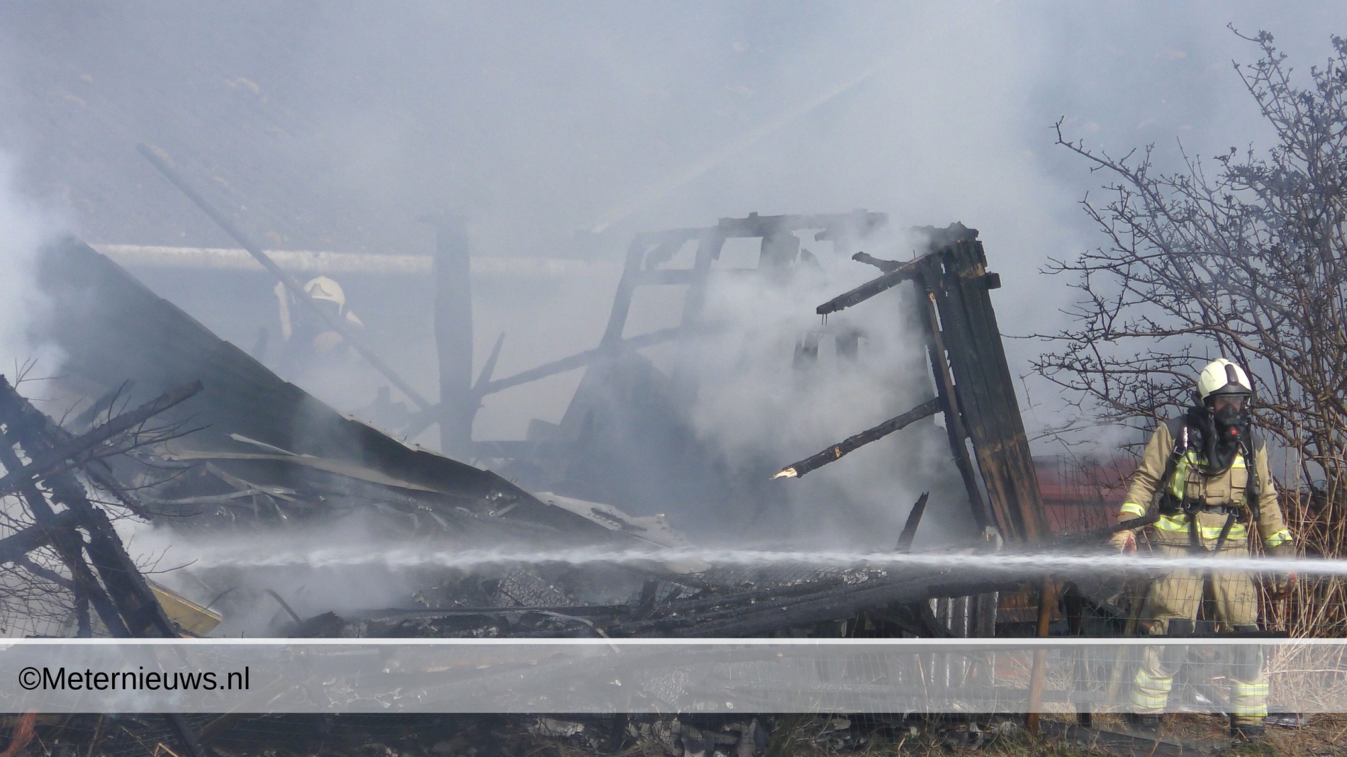 Schuur afgebrand in Haule(Video)