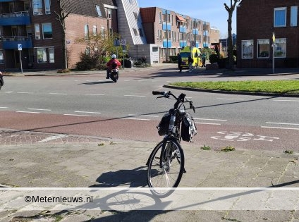 Fietser licht gewond na aanrijding Hoogeveen. Fietser licht gewond na aanrijding Hoogeveen.