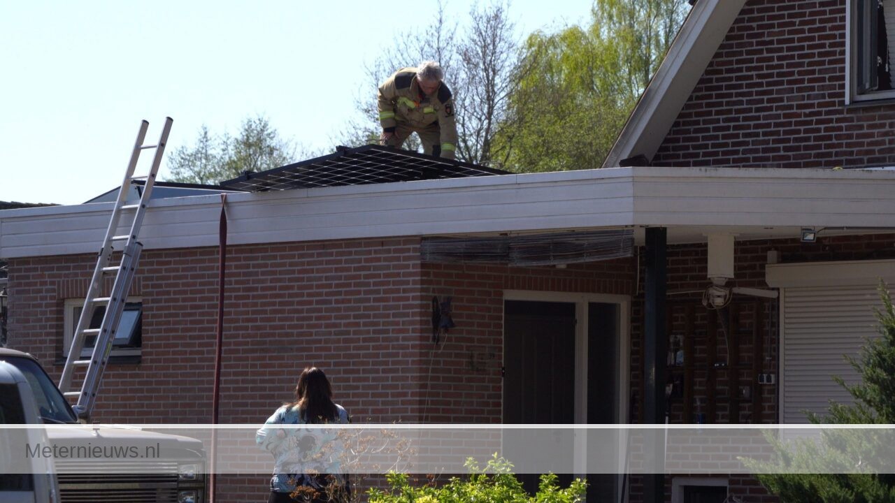 Dakbrand in Zwartemeer(Video)