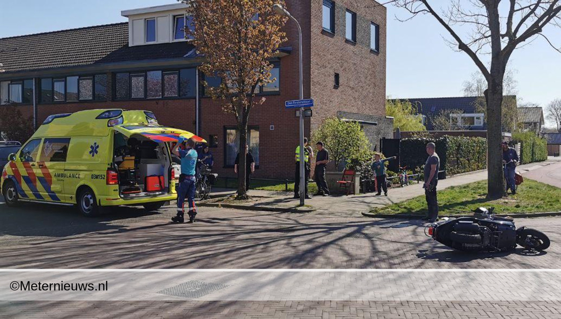 Scooterrijder aangereden Hoogeveen. Scooterrijder aangereden Hoogeveen.