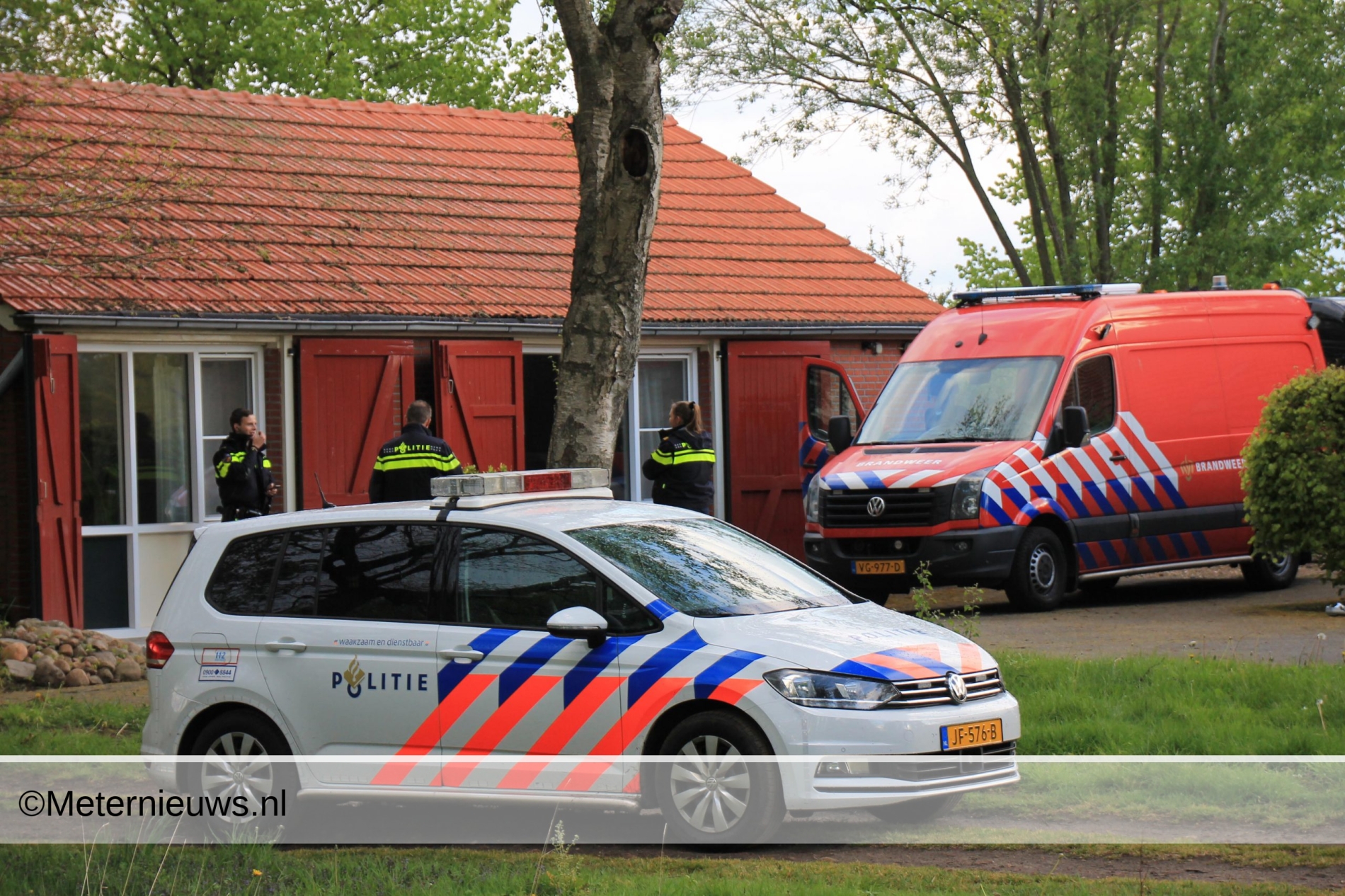 Politie valt drugslab in Eext binnen (Video)