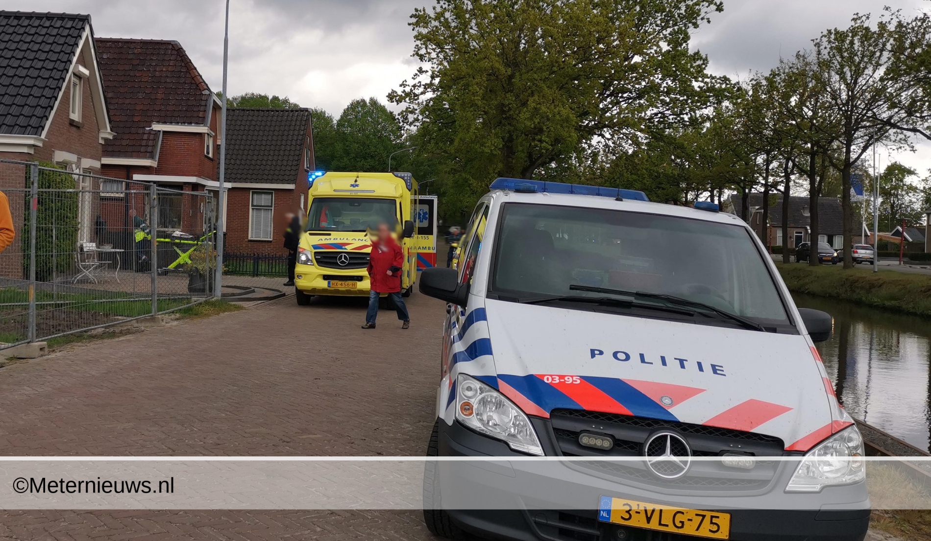 Ongeval achter woning in Musselkanaal. Ongeval achter woning in Musselkanaal.