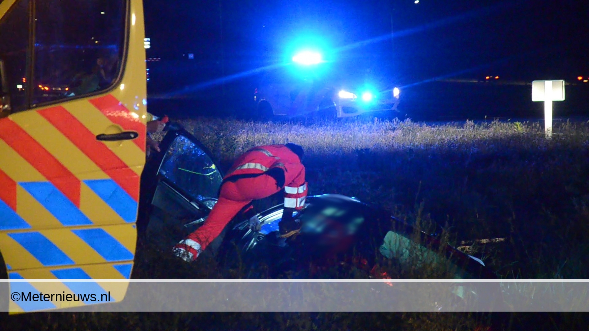 Zwaar gewonde na ongeval in Vledderveen. Zwaar gewonde na ongeval in Vledderveen.