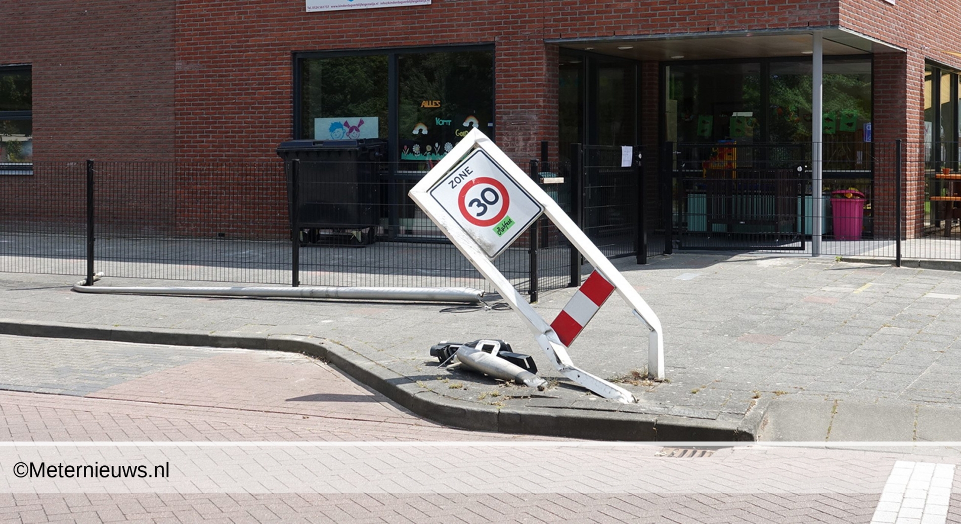 Ravage na politie achtervolging in Gramsbergen (Video) #Gramsbergen – Een ravage na.