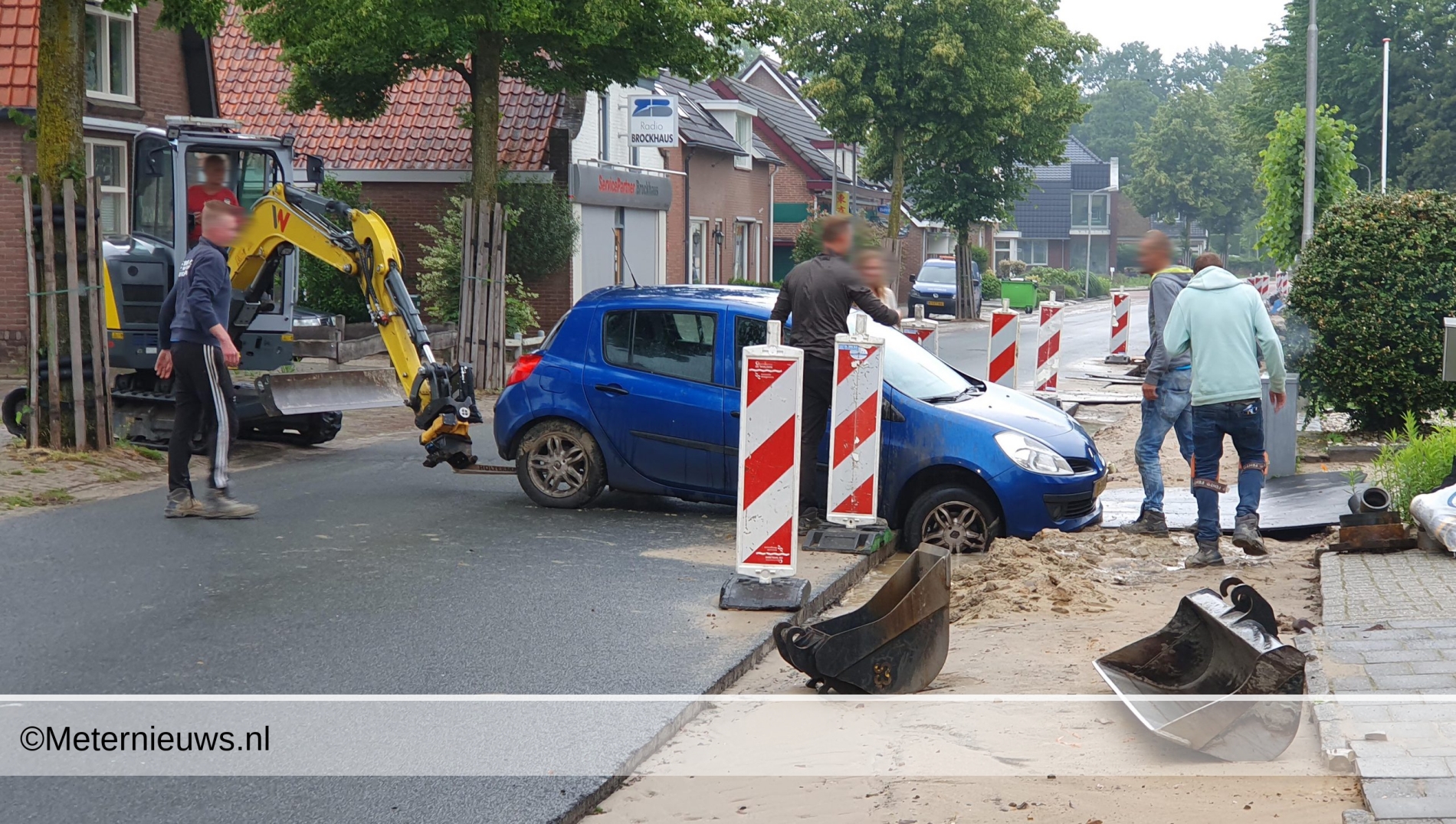 Auto van de weg in Zuidwolde
