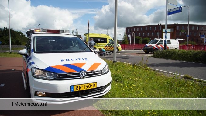 fiester tegen auto in Assen
