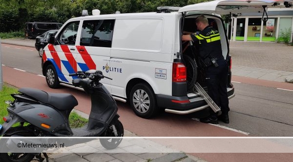 Politie neemt gestolen scooter in Assen in beslag #ASSEN - De politie heeft.