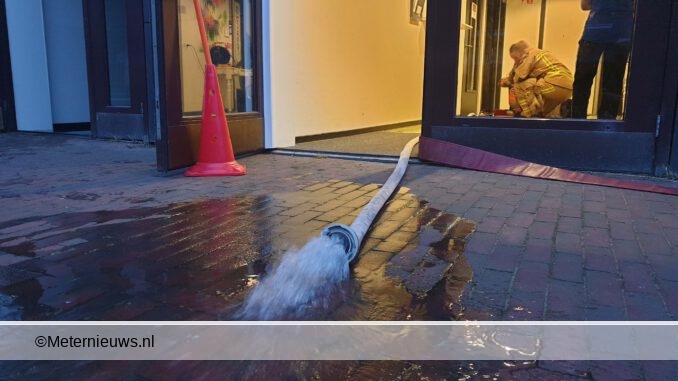 WATEROVERLAST SCHOOL IN ASSEN1