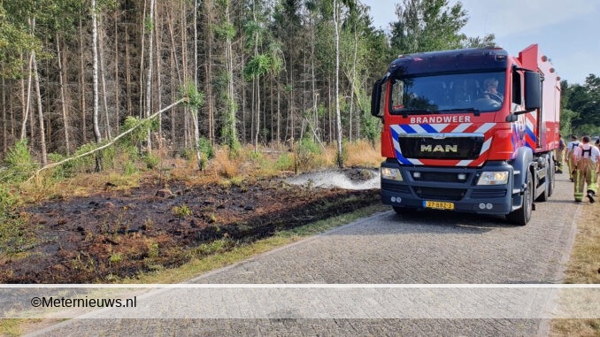 brandweer voorkomt bosbrandin ees