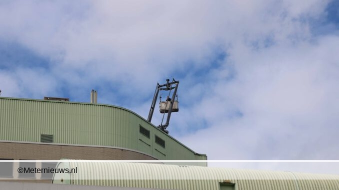 glazenwasser vast kpn gebouw Groningen1