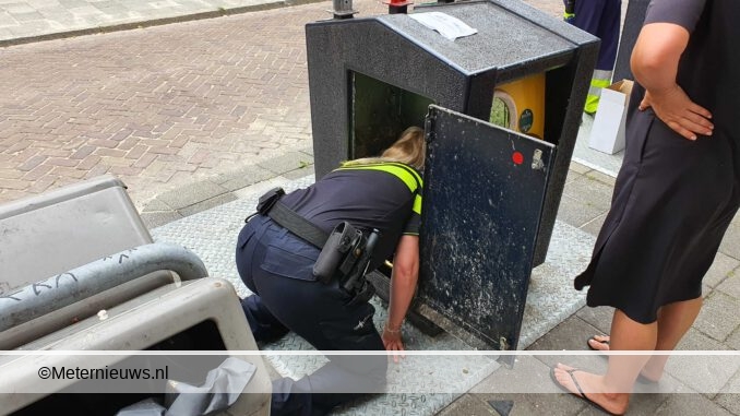 op zoek naar hond in container Groningen