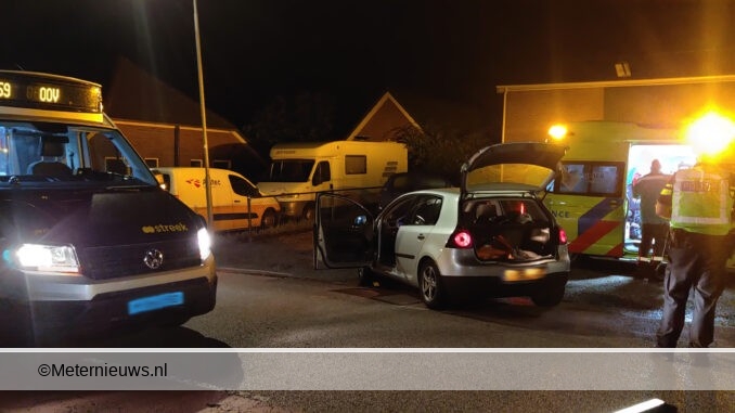 streekbus in botsing met personenauto Gasselte