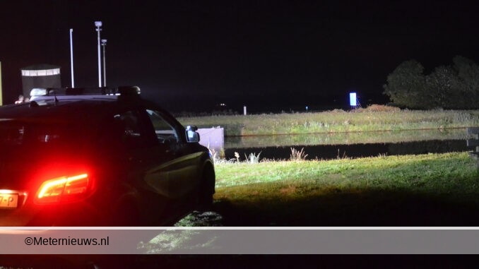 auto te water stadskanaal2