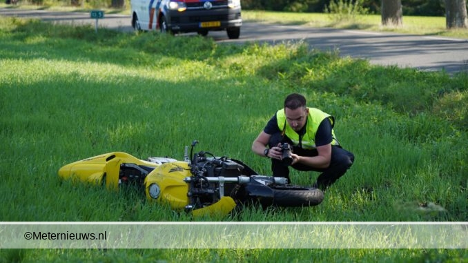 motorrijder ernstig gewond in diever