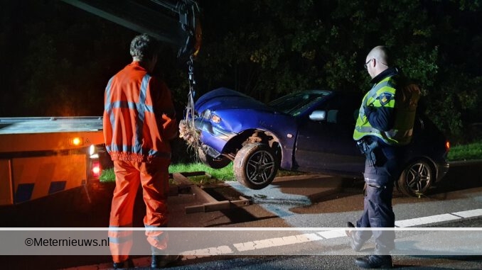 auto van de oprit van Assen nar de A28 richting Beilen