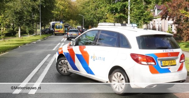 Fietser ernstig gewond na aanrijding Assen. Fietser ernstig gewond na aanrijding Assen.