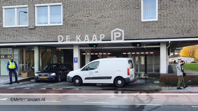 waterlek in parkeer garage in Hoogeveen