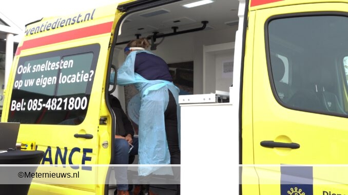 CORONA SNELTEST AMBULANCE IN DRENTHE0