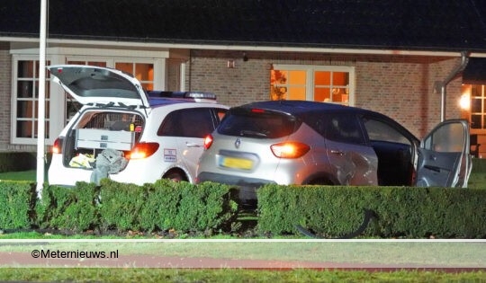 Ongeval met politie auto; drie gewonden. Ongeval met politie auto; drie gewonden.