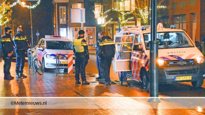 verdachteopbadslippersaangehoudenHaren