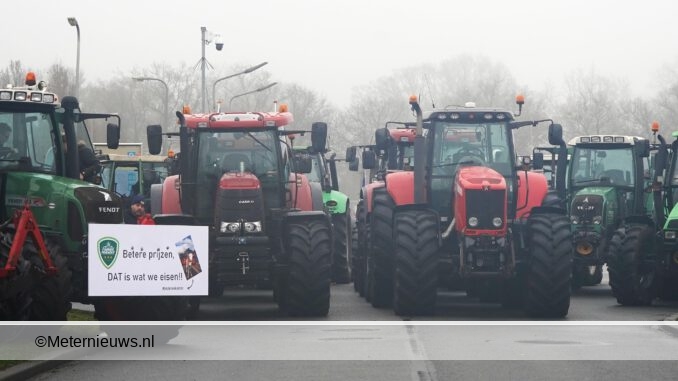 BOEREN BLOKKEREN IN EN UITGANG DISTRIBUTIECENTRUM ALBERT HEIJN I