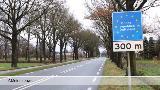 avondklok in DuitsgrensgebiedCoevodenEmmen