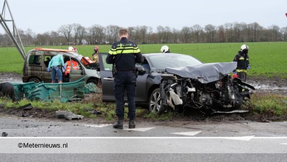 Gewonde bij aanrijding in Stuifzand. Gewonde bij aanrijding in Stuifzand.