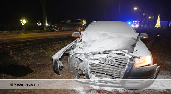Auto's botsten in Spier #Spier - Bij een ongeval op de.