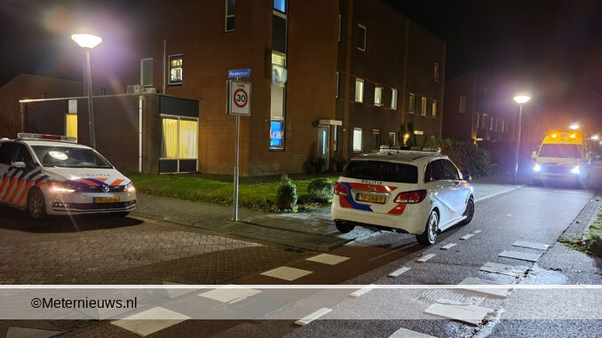 politie actie Hildegard van bingenweg Assen