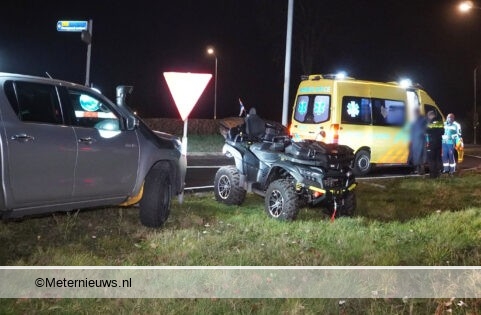 Vrouw gewond na aanrijding met quad in Assen. Vrouw gewond na aanrijding met quad in Assen.
