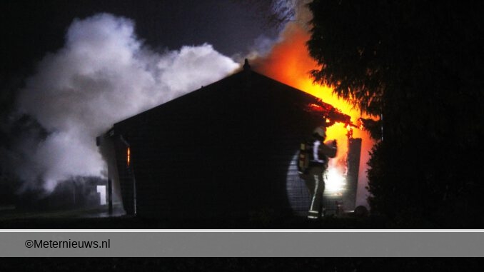 tuinhuisje in brand bagercompascuum