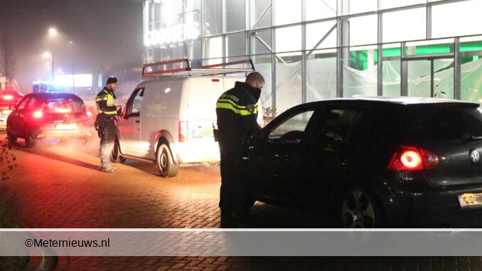 POLITIE MAAKT EIND AAN AUTO MEETING IN GRONINGEN