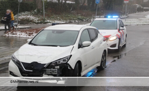 Aanrijding auto’s in Emmen. Aanrijding auto’s in Emmen.