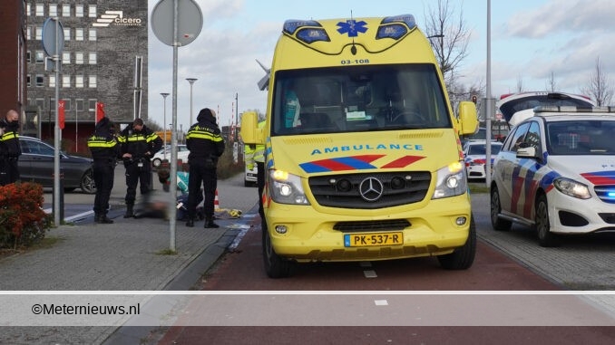 voetganger tegen auto in Assen2