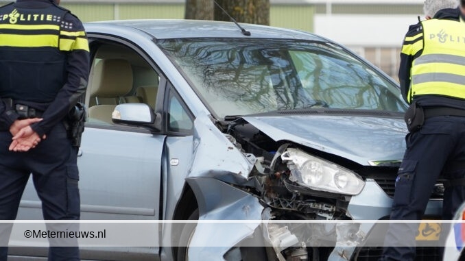auto en tractor schamptenelkaar1eexloermond