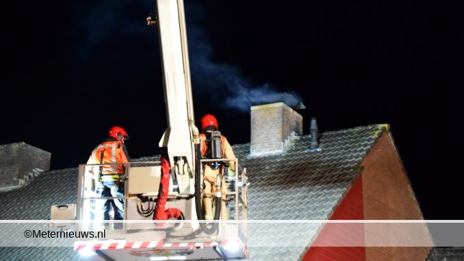 schoorsteen in de brand in Haren