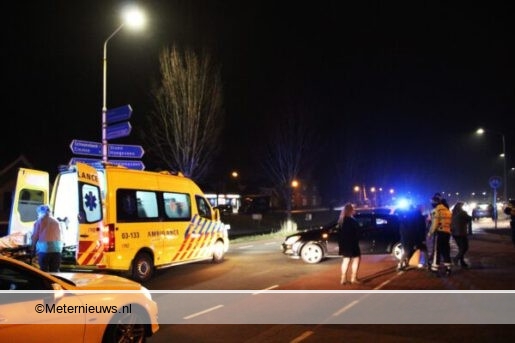 Hardloper gewond na aanrijding in Veenoord. Hardloper gewond na aanrijding in Veenoord.
