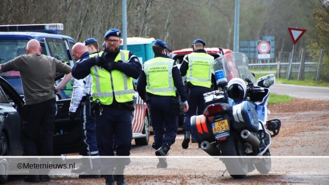 Grote verkeers controle Nederlandse en Duitse politie marechauss