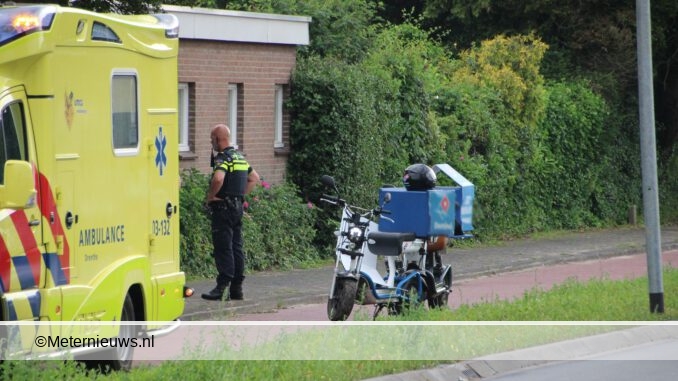 pizza koerier onderuit in Emmen