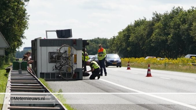 camper op de kant A28 Ubbena
