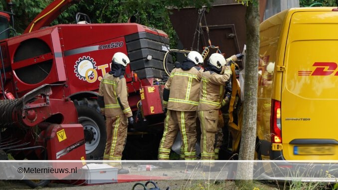 pakketbezorgerbotstmetlandbouwvoertuigzuidwolde2