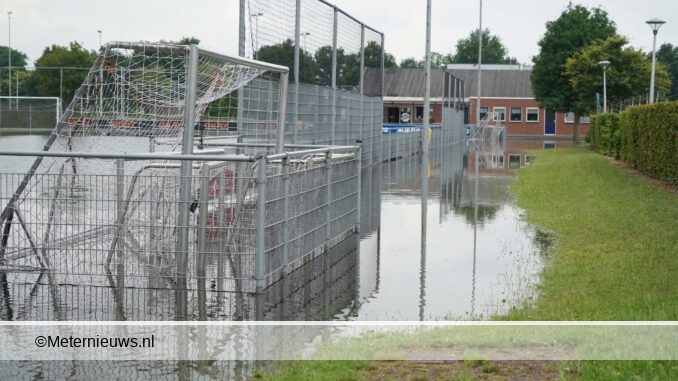 wateroverlast sportpark Dedemsvaart9